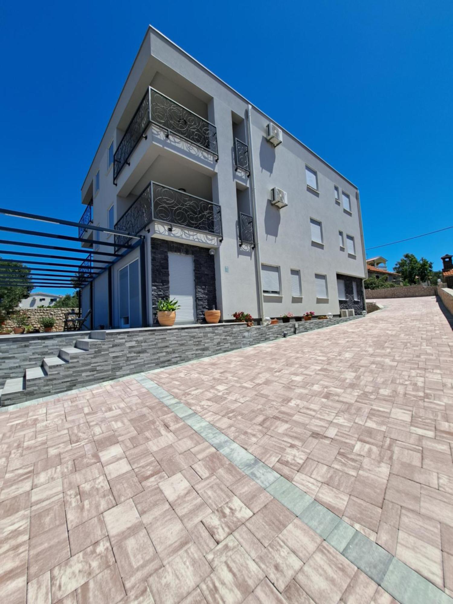 דראגה Oleandra Apartments מראה חיצוני תמונה