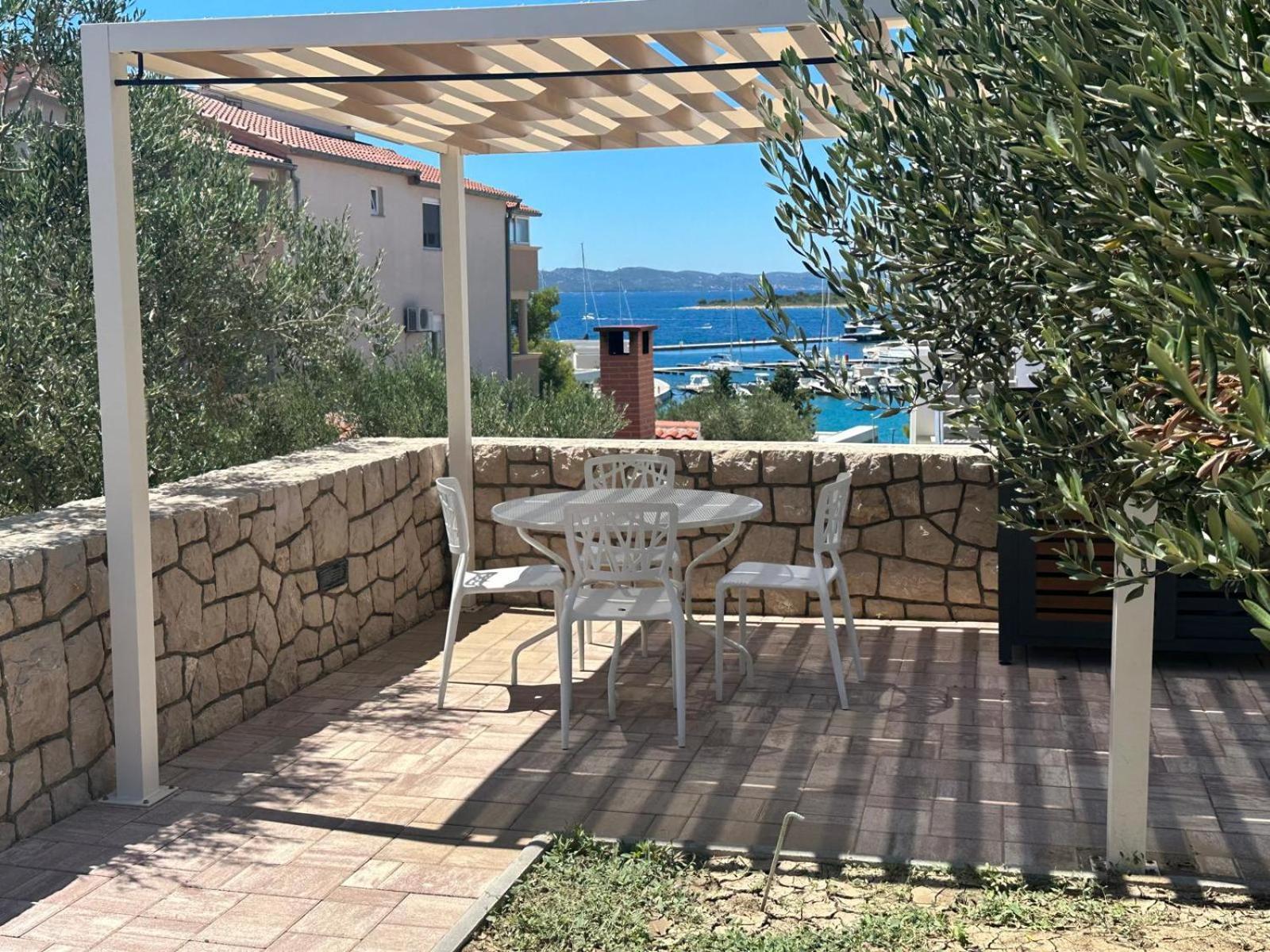 דראגה Oleandra Apartments מראה חיצוני תמונה